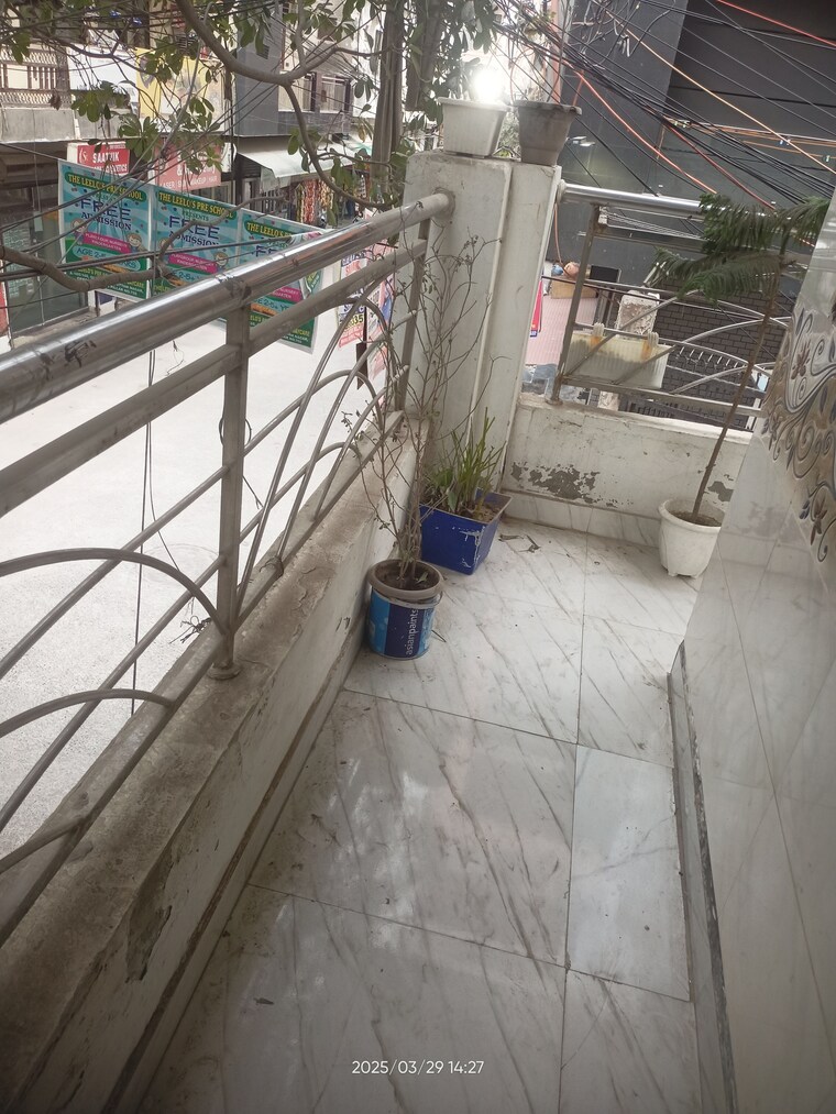 Balcony, mansa ram park 2.5 Bedroom 675 Sq.Ft. Builder Floor In Mansa Ram Park Delhi 8416127