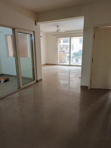 3.5 BHK Apartment For Rent in Emaar Emerald Floors Premier, Sector 65