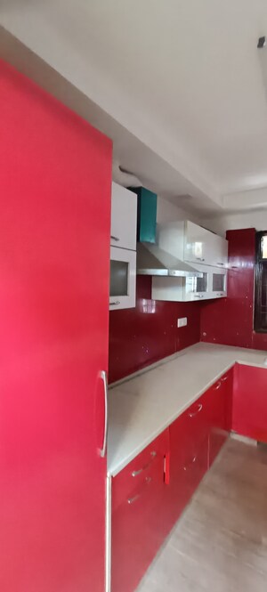 Kitchen in 4 BHK Builder Floor at Rohini Sector 7 – for Sale