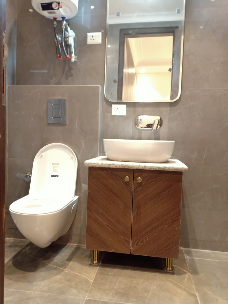 Bathroom, malviya nagar 2 Bedroom 900 Sq.Ft. Apartment In Malviya Nagar Delhi 8416182