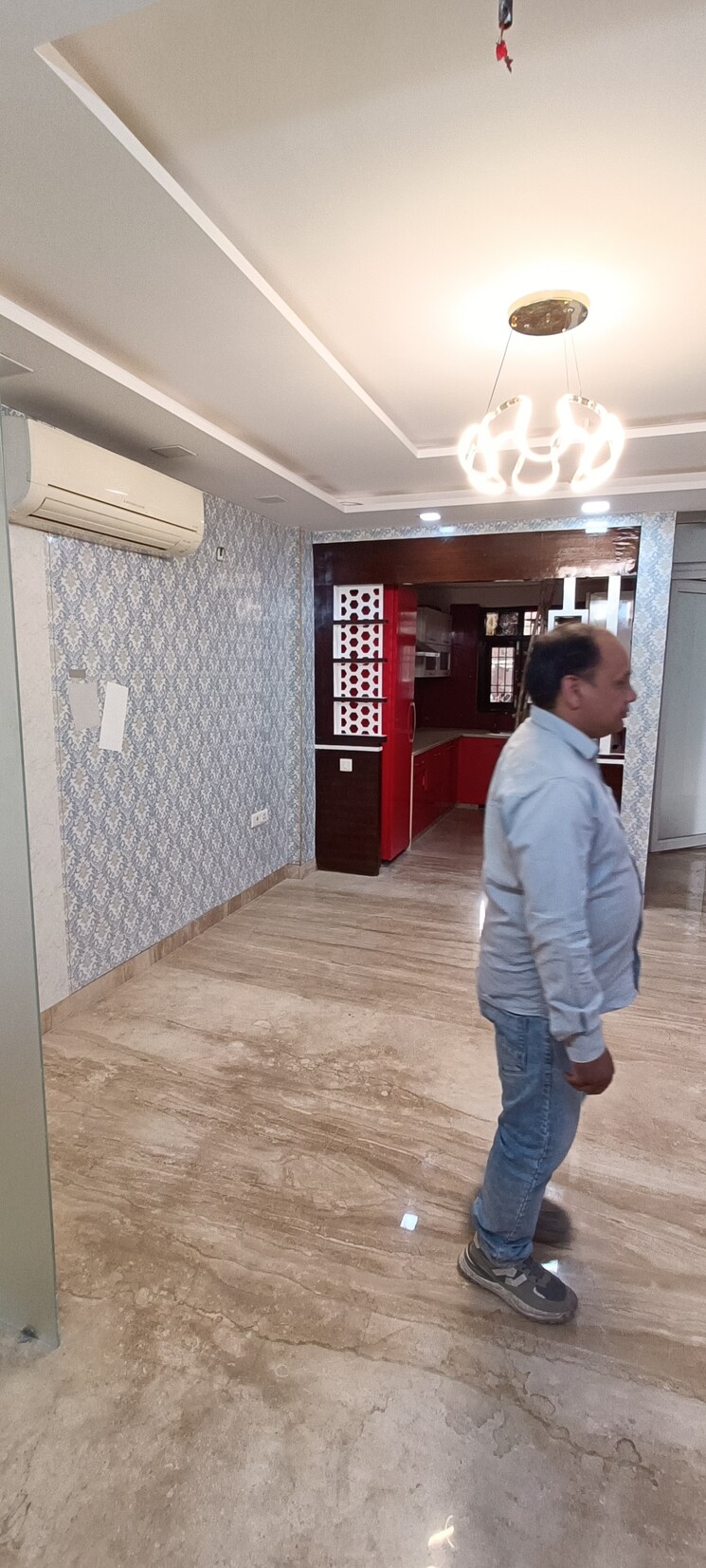  Parking, rohini sector 7 4 Bedroom 90 Sq.Mt. Builder Floor In Rohini Sector 7 Delhi 8416244