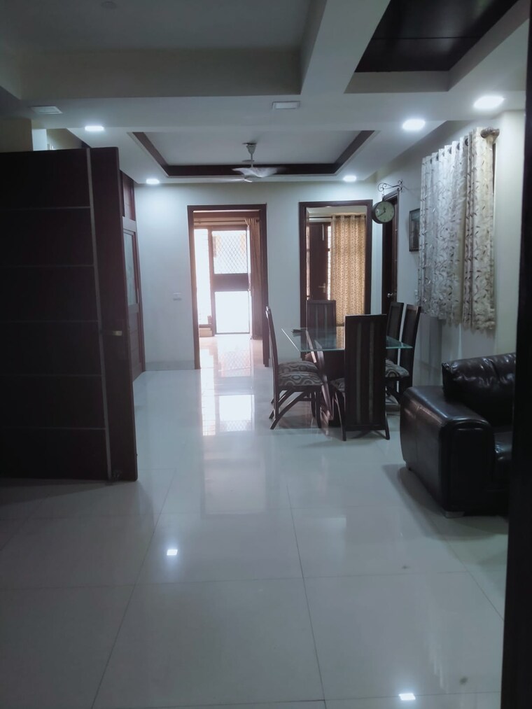 Living Room, paryavaran complex 4 Bedroom 1800 Sq.Ft. Builder Floor In Paryavaran Complex Delhi 8416344