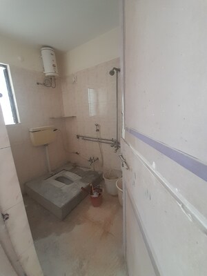 Team Area in 2 BHK Apartment at Sunflower Apartment CHS, Kondhwa – for Rent