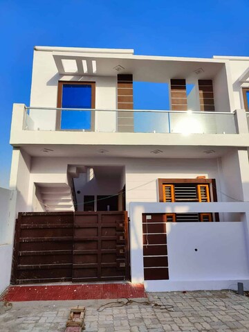 2 BHK Builder Floor For Rent in DLF Vibhuti Khand, Gomti Nagar