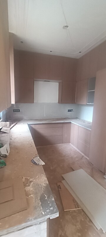 Bathroom in 5 BHK Builder Floor at Rohini Sector 7 – for Sale