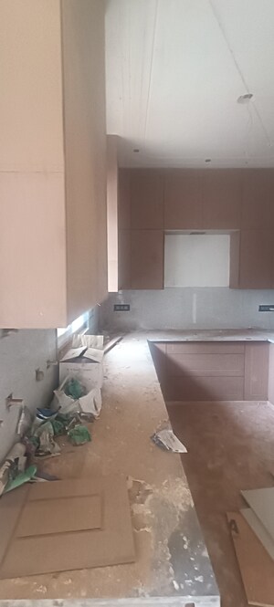 Bathroom in 5 BHK Builder Floor at Rohini Sector 7 – for Sale