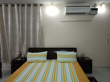 Bedroom in 1 RK Apartment at Defence Colony – for Rent