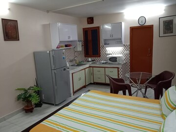 Bedroom in 1 RK Apartment at Defence Colony – for Rent