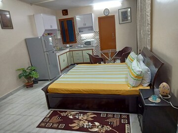Bedroom in 1 RK Apartment at Defence Colony – for Rent