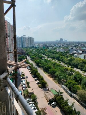  Plot For Sale in Sector 63