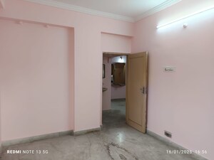 Room in 2 BHK Apartment at Tarnaka – for Sale