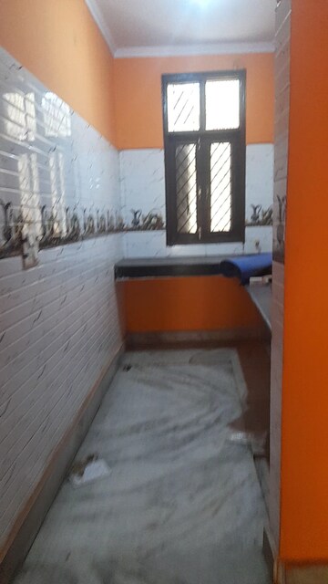 Kitchen in 2 BHK Builder Floor at Mayur Vihar Phase 1 – for Rent
