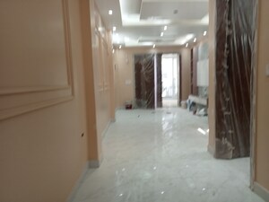 Building Lobby in 3 BHK Builder Floor at Mahavir Enclave 1 – for Sale