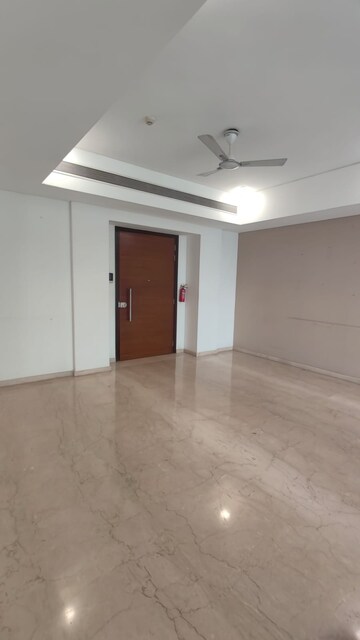 Room in 3 BHK Apartment at Bombay Realty Island city center ICC, Dadar East – for Rent