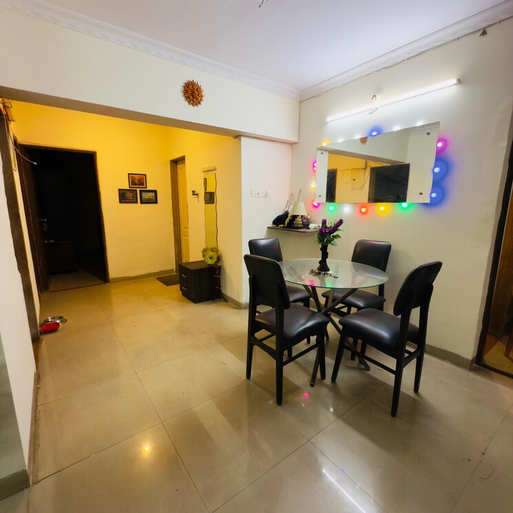 Team Area, goregaon west 1 Bedroom 400 Sq.Ft. Apartment In Goregaon West Mumbai 8416565