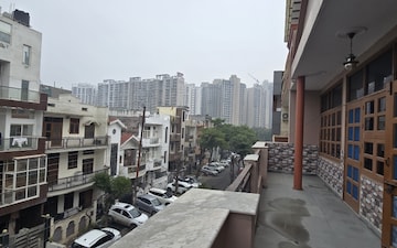 Plot For Sale in Sector 70