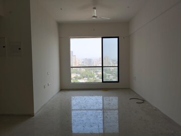 Room in 3 BHK Apartment at Kolte Patil Verve, Bangur Nagar – for Rent
