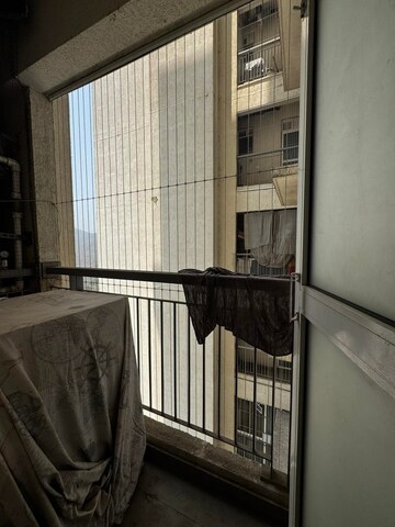 Furnished Amenities in 3 BHK Apartment at Godrej Emerald, Ghodbunder Road – for Rent