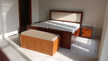 Bedroom in 4 BHK Builder Floor at Sector 6 – for Rent