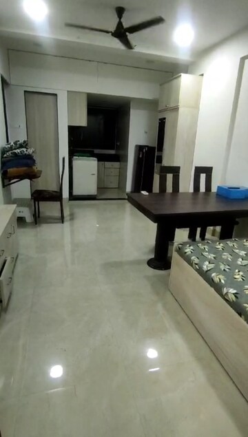 Study Room in 1 BHK Apartment at Mayfair JVPD 1, Vile Parle West – for Rent