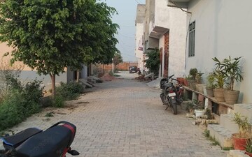 Plot For Sale in Sector 86