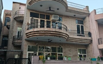 Plot For Sale in Sector 70