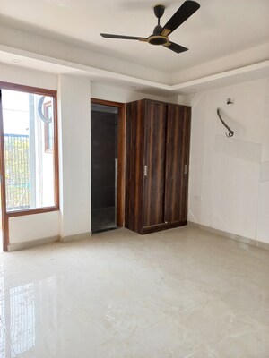 Furnished Amenities in 3 BHK Builder Floor at Fidato Honour Homes, Sector 89 – for Sale