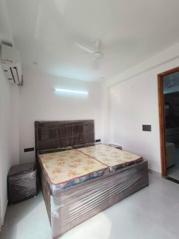 Bedroom in 2 BHK Apartment at SAS Tower, Sector 38 – for Rent