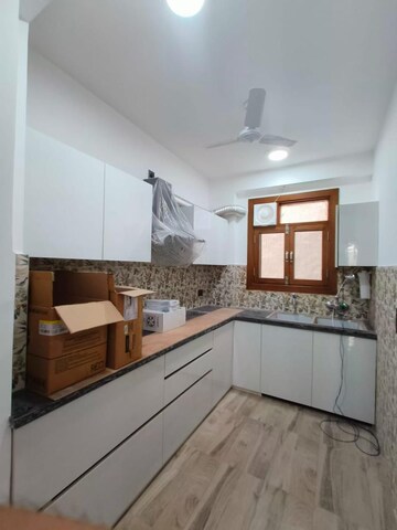 Kitchen in 2 BHK Apartment at SAS Tower, Sector 38 – for Rent