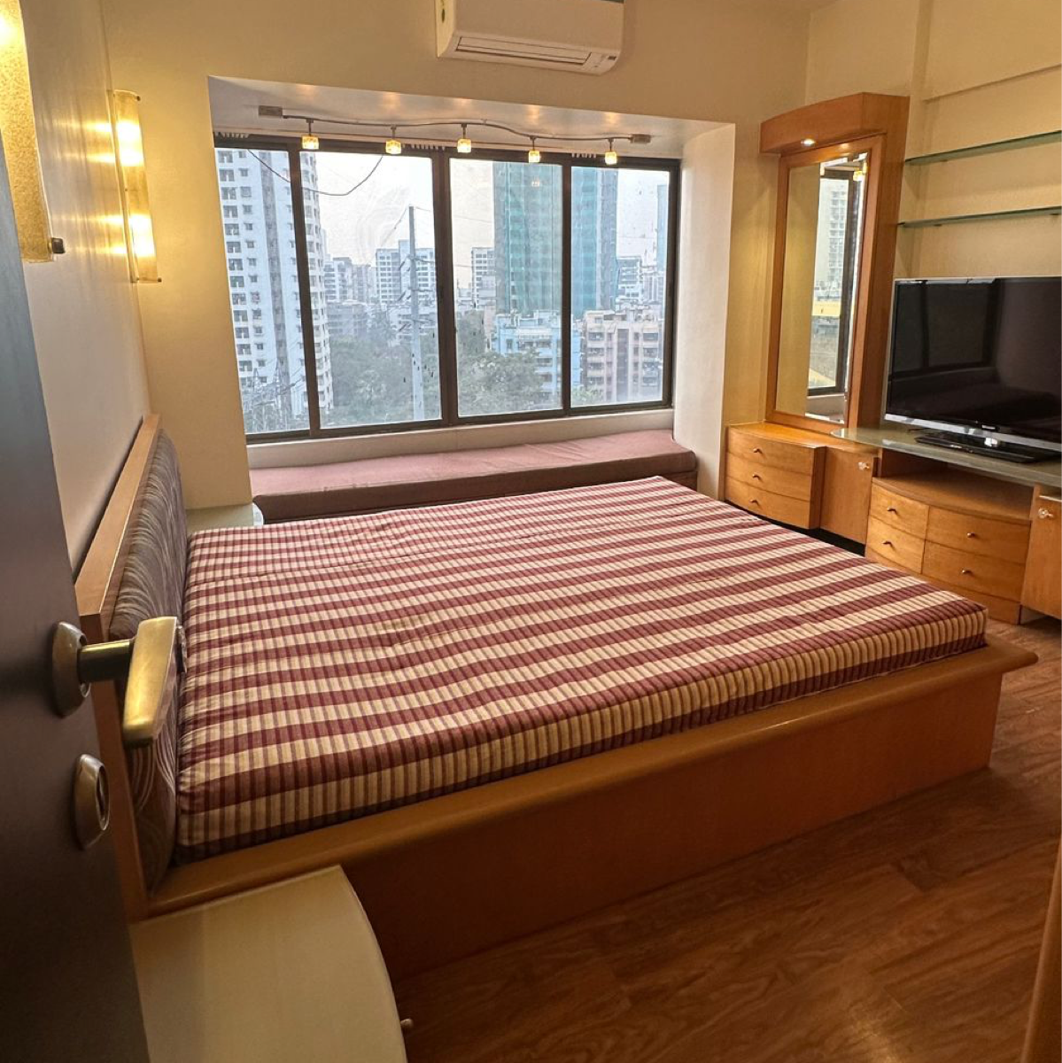 1 BHK Apartment For Rent in Kaveri Tower Andheri West