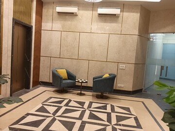 Furnished Amenities in 3 BHK Apartment at Meeta Nagar – for Sale