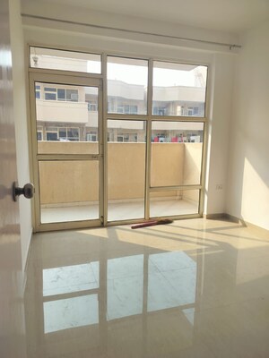 Room in 2 BHK Apartment at Pyramid Urban Homes, Sector 70a – for Sale
