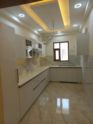 Living Room in 3 BHK Builder Floor at Fidato Honour Homes, Sector 89 – for Sale