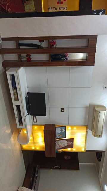 Furnished Amenities in 4 BHK Apartment at Thaltej – for Rent