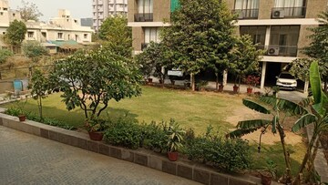 4 BHK Apartment – Garden View at Thaltej - for Rent