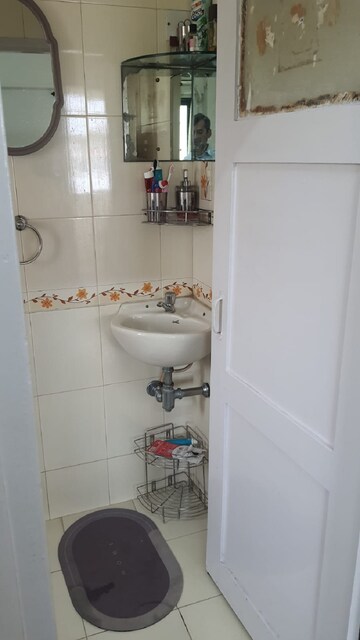 Bathroom in 1 BHK Apartment at Bandra West – for Rent