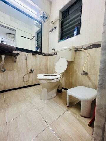 Bathroom in 3.5 BHK Apartment at Seawoods – for Rent