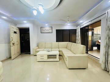 Living Room in 3.5 BHK Apartment at Seawoods – for Rent