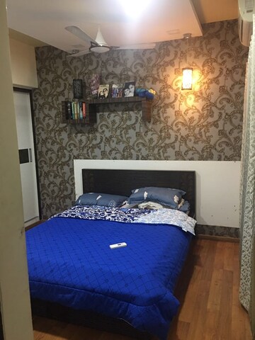 Bedroom in 2 BHK Apartment at Thane West – for Rent