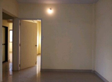 Room in 2 BHK Apartment at Andheri West – for Rent
