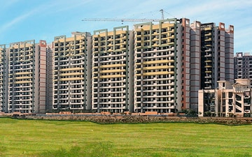 4 BHK Apartment For Sale in The Royal Apartments, Sector 2