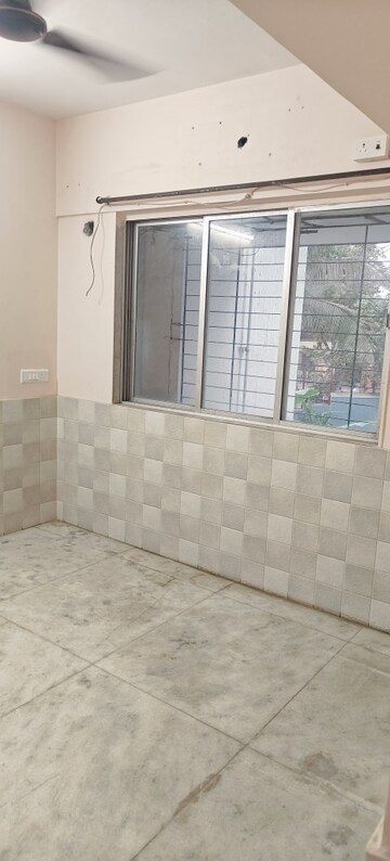 1 BHK Apartment For Rent in Kurla West