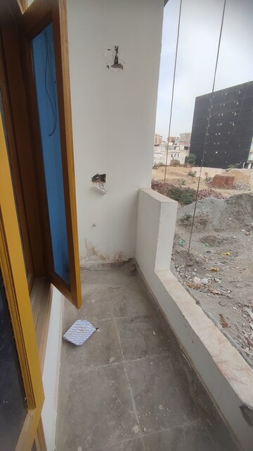 Balcony in 1 BHK Builder Floor at Sector 73 – for Sale