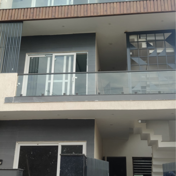 6 BHK Builder Floor – Exterior View View at Aerocity - for Rent