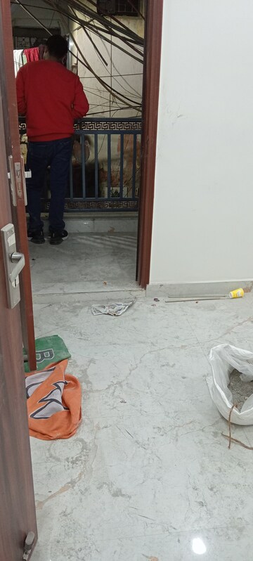 Parking in 2 BHK Builder Floor at Govindpuri – for Rent