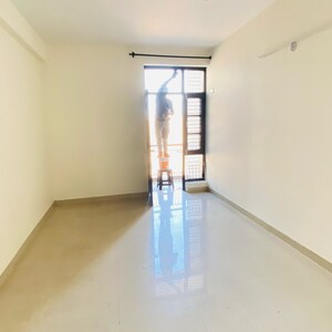 Room in 3 BHK Builder Floor at Omaxe Silver Birch, Mullanpur – for Sale