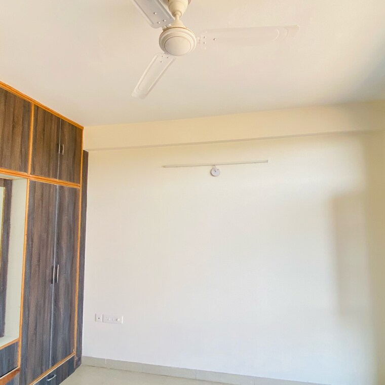 Room, omaxe-silver-birch 3 Bedroom 1616 Sq.Ft. Builder Floor In Mullanpur Chandigarh 8417509