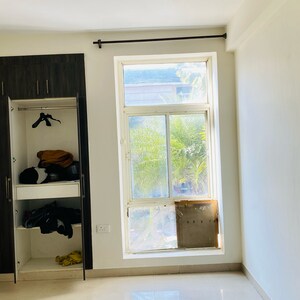 Room in 3 BHK Builder Floor at Omaxe Silver Birch, Mullanpur – for Sale