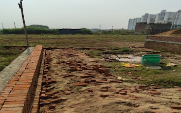 Plot For Sale in BPTP Park Elite Floor II, Sector 75