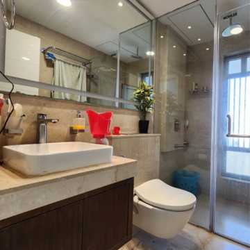 Bathroom in 4 BHK Apartment at Malad West – for Rent